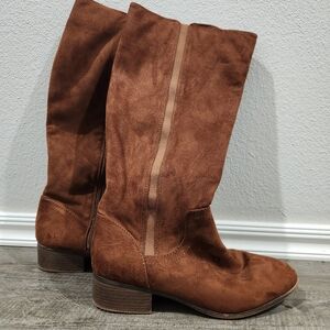 Time and Tru Chestnut Heeled Boots